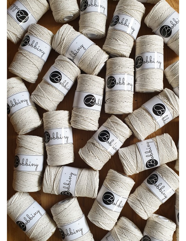 Golden Natural Makramee-Schnur 3ply 3 mm 100m Bobbiny