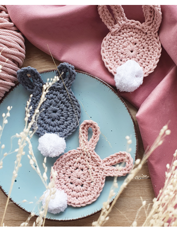 Sous-verres au crochet lapins