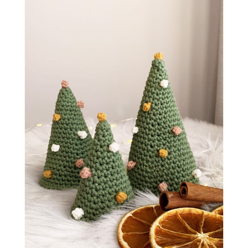 Crochet Christmas tree | DIY | Free Pattern | Bobbiny